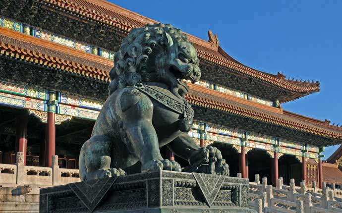 紫禁城太和门青铜狮子雕塑