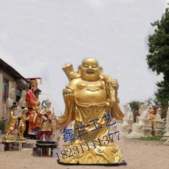 铜雕弥勒佛彩绘铜雕弥勒佛是外来宗教中国本土化的一个典型代表铸铜佛像