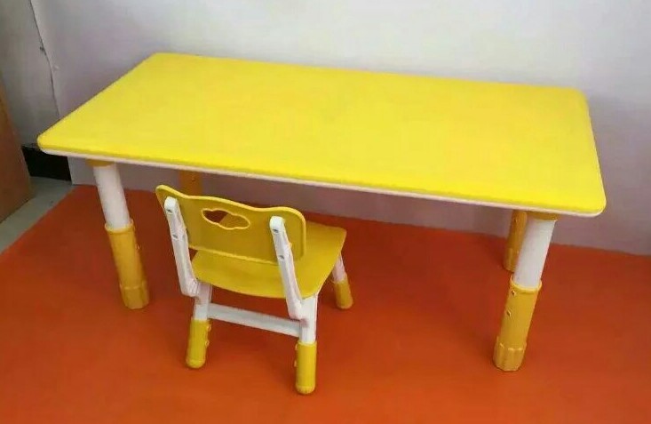 曲阳幼儿塑料桌椅