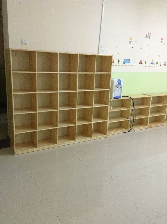 望都幼儿园木制书包柜