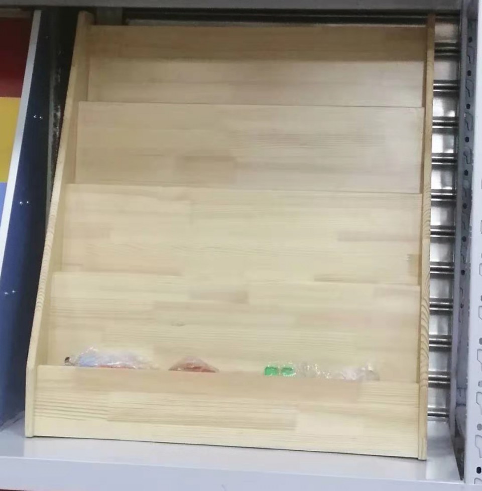 灵寿幼儿园木制书架