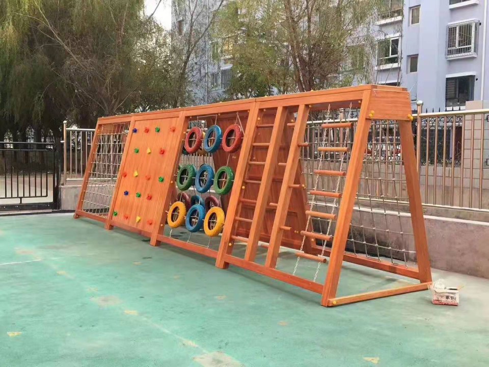 灵寿幼儿园户外木制攀爬架