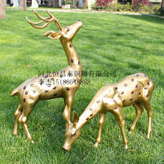 园林鹿雕塑